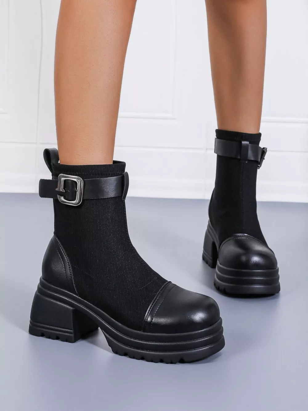 Round Toe Block Heels Boots, image 3