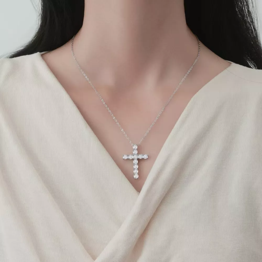 925 Sterling Silver Cross Pendant Necklace