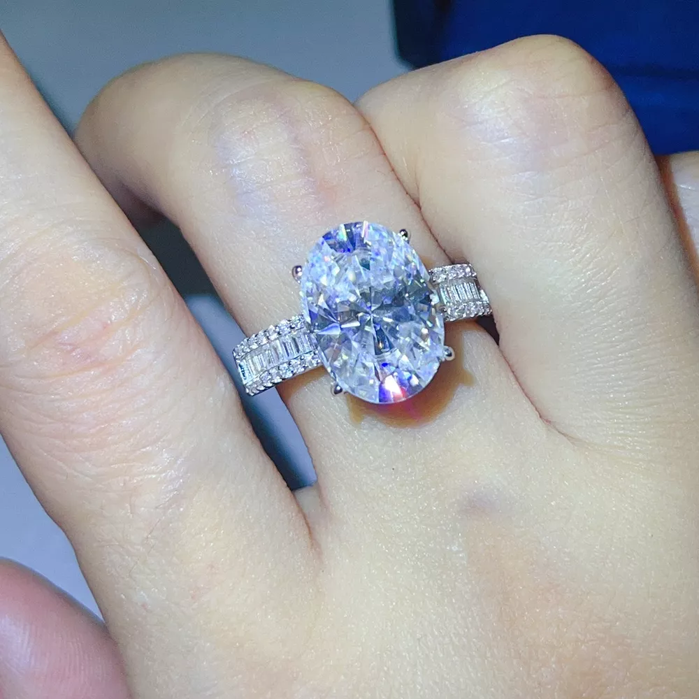 8 Carat 925 Sterling Silver Moissanite Oval Ring, image 5