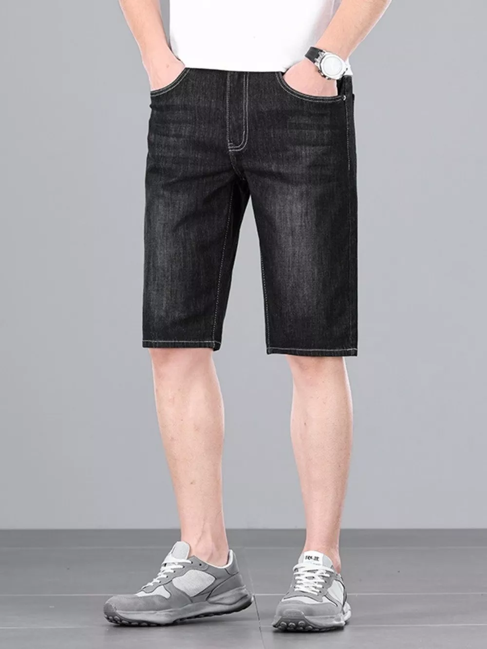 Men's Loose Fit Denim Shorts