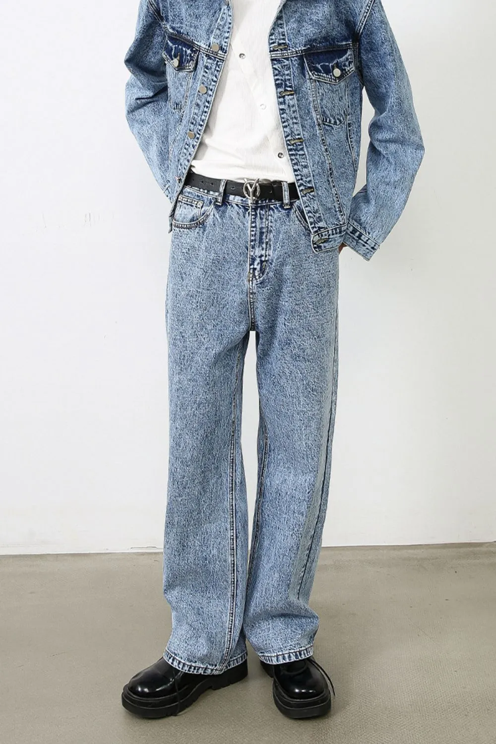 Men's Straight Leg Jeans