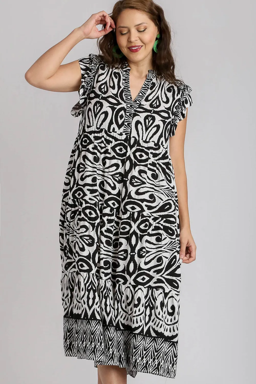 Full Size Two Tone Border Print Ruffle Cap Sleeve Midi Dress Plus Size, image 5