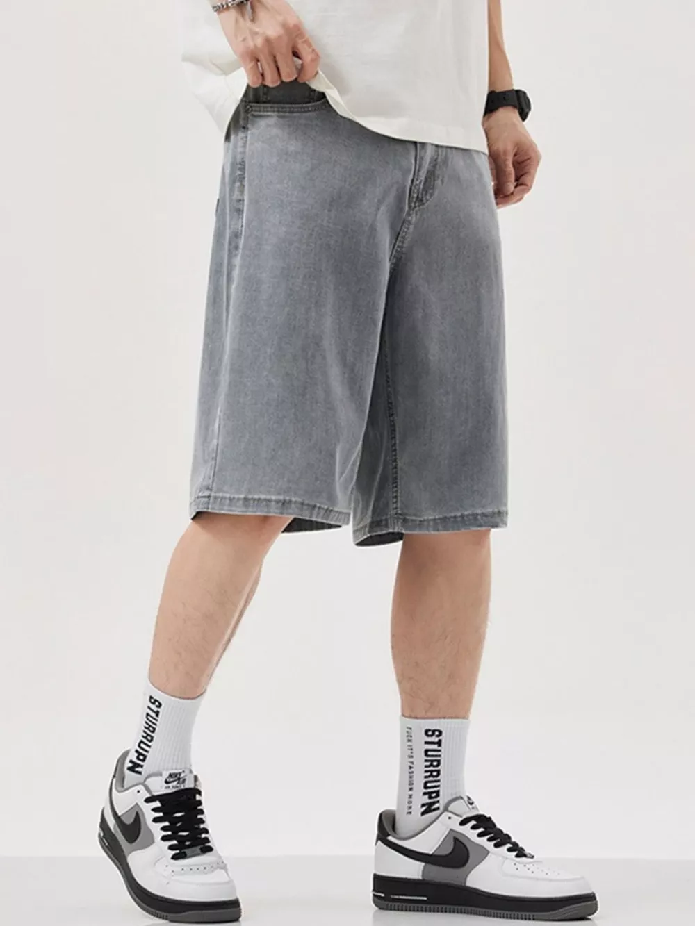 Men's Relaxed Fit Wash Denim Shorts, image 5