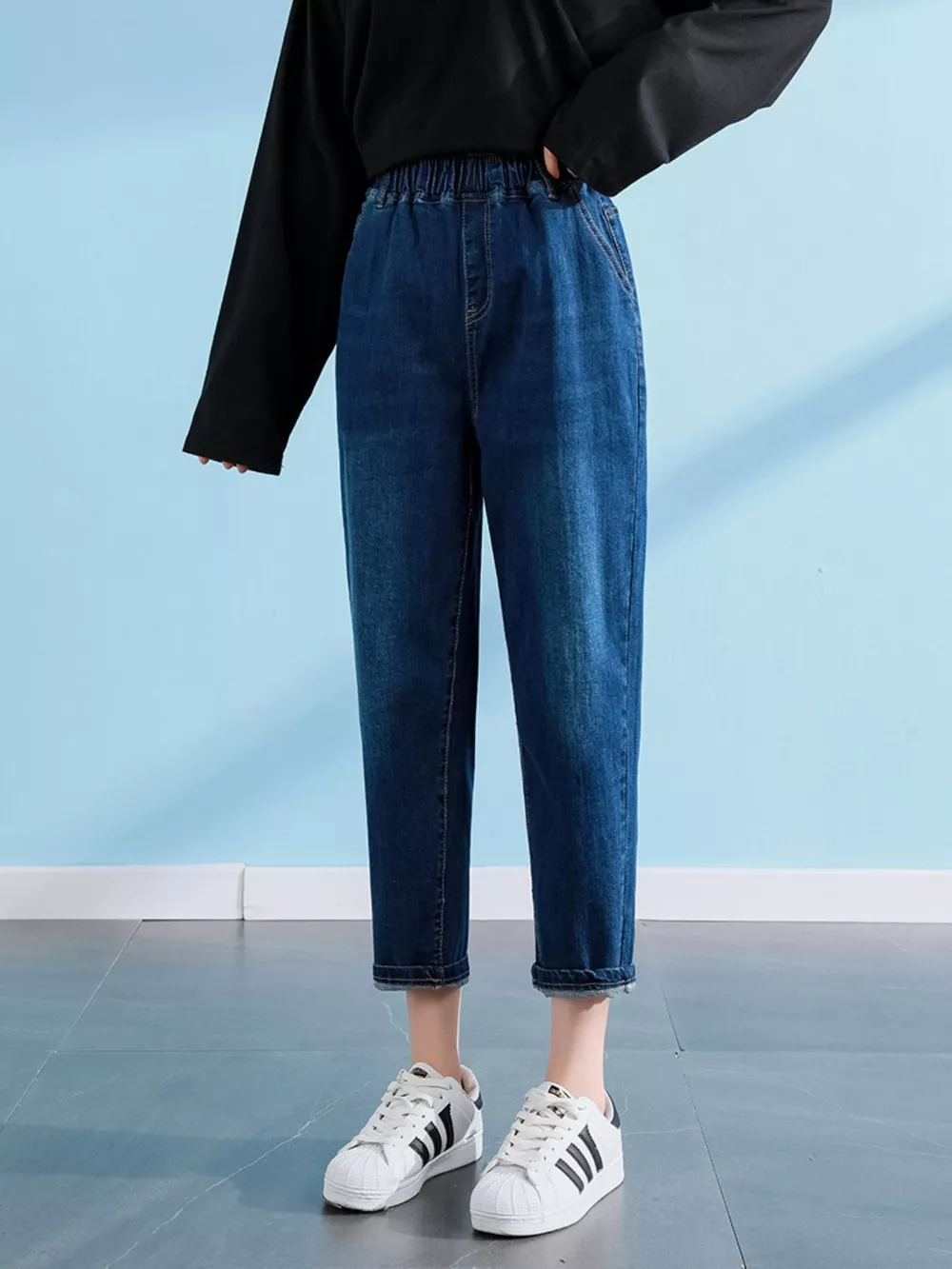 Plus Size High-Waisted Elastic Waistband Casual Jeans, image 4