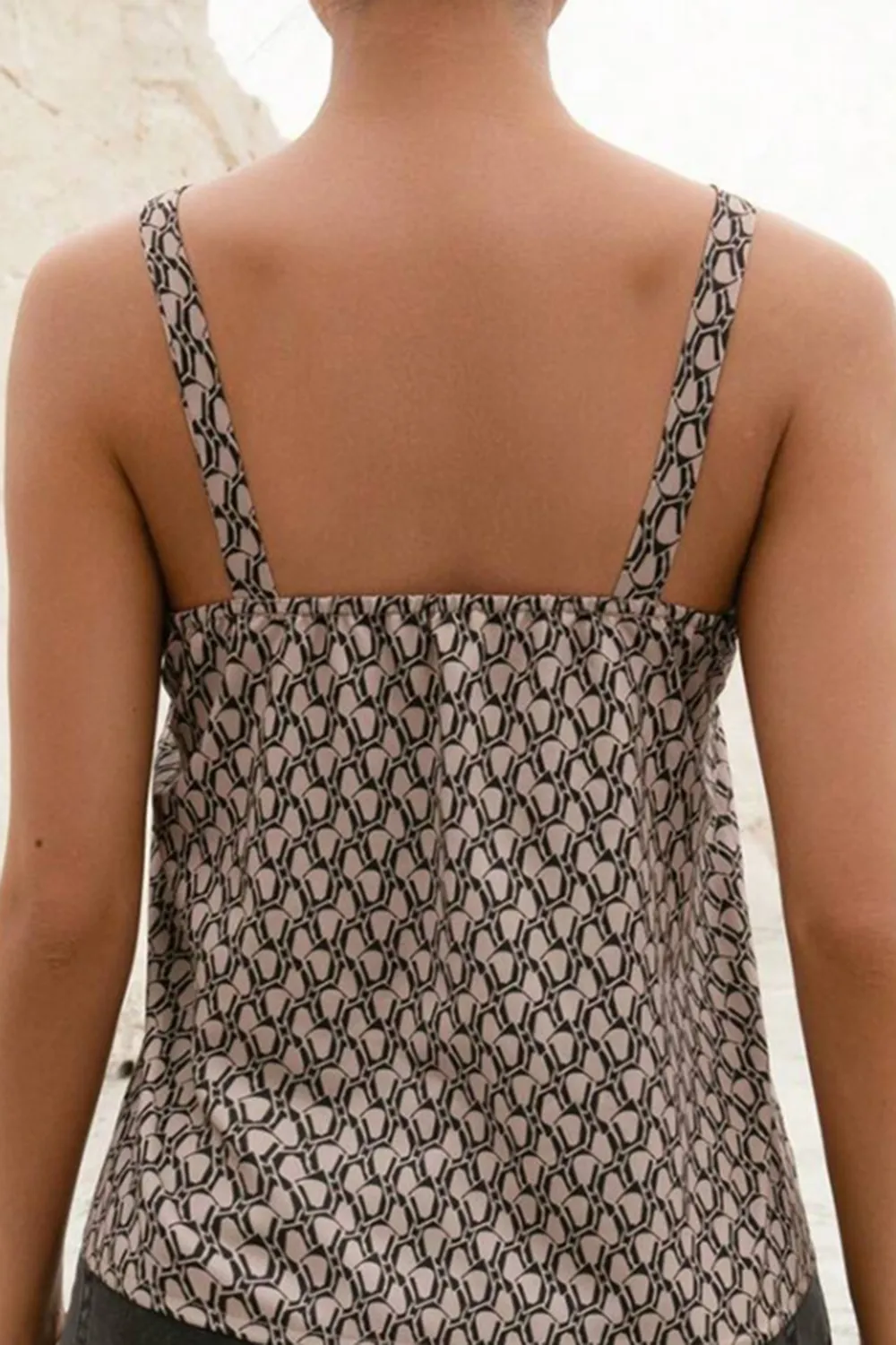 Decorative Buckle Printed Notched Tank, image 3