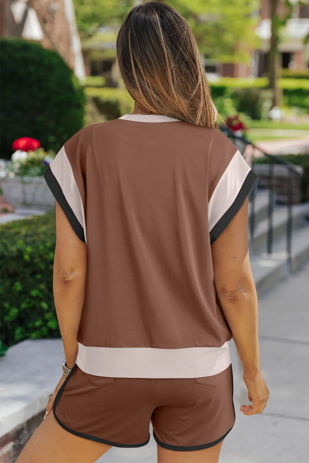 Contrast Round Neck Top and Shorts Set, image 8