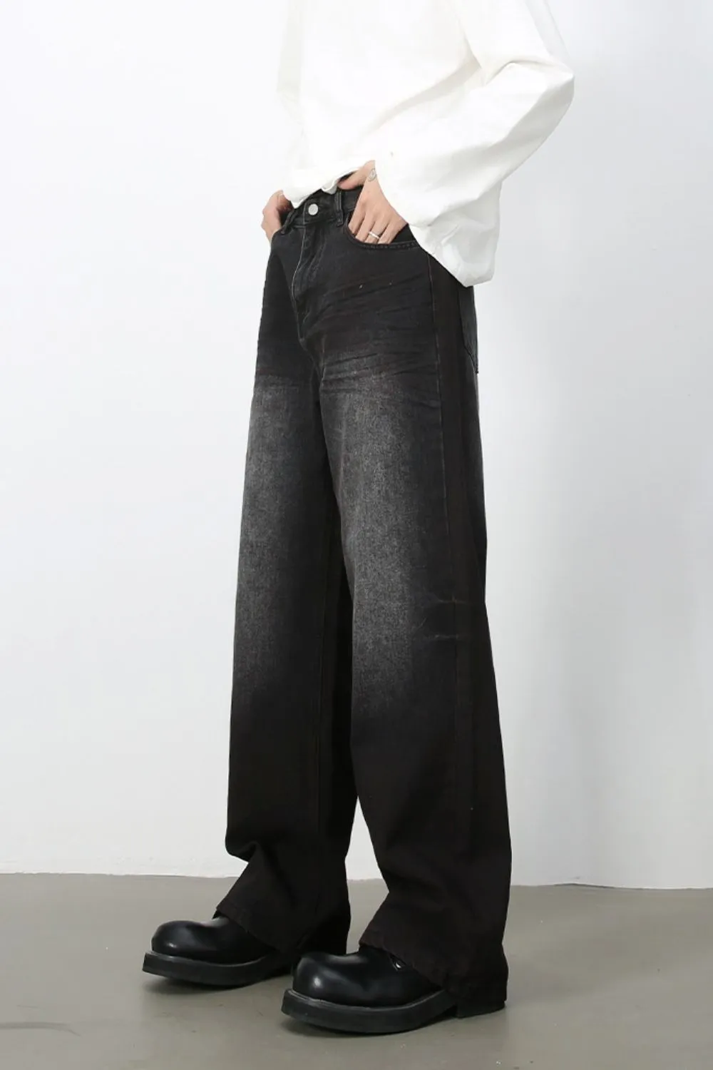 Men's Loose Fit Jeans with Pockets, image 3