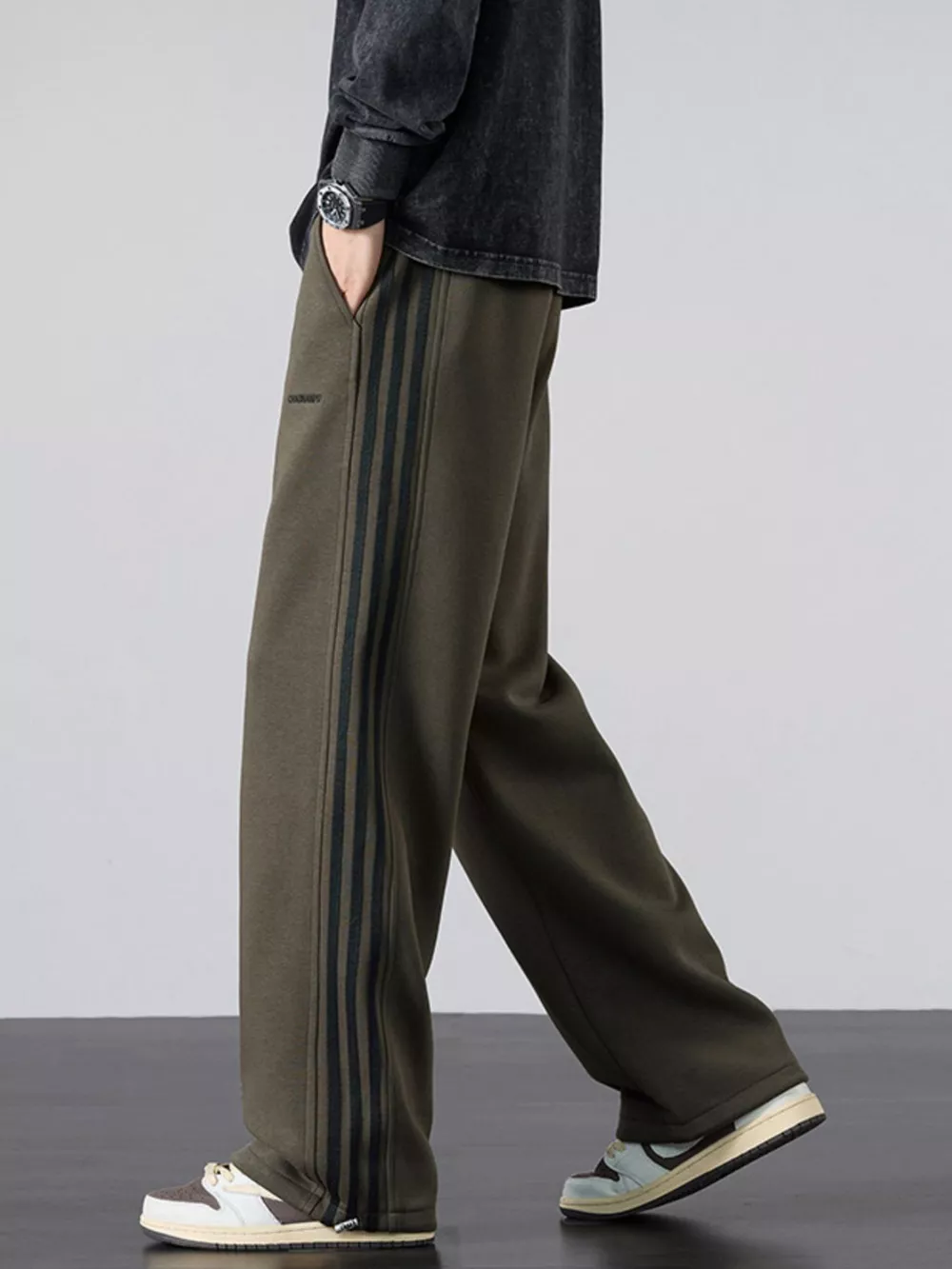 Men's Plus Size Casual Striped Wide Leg Sweatpants, image 2