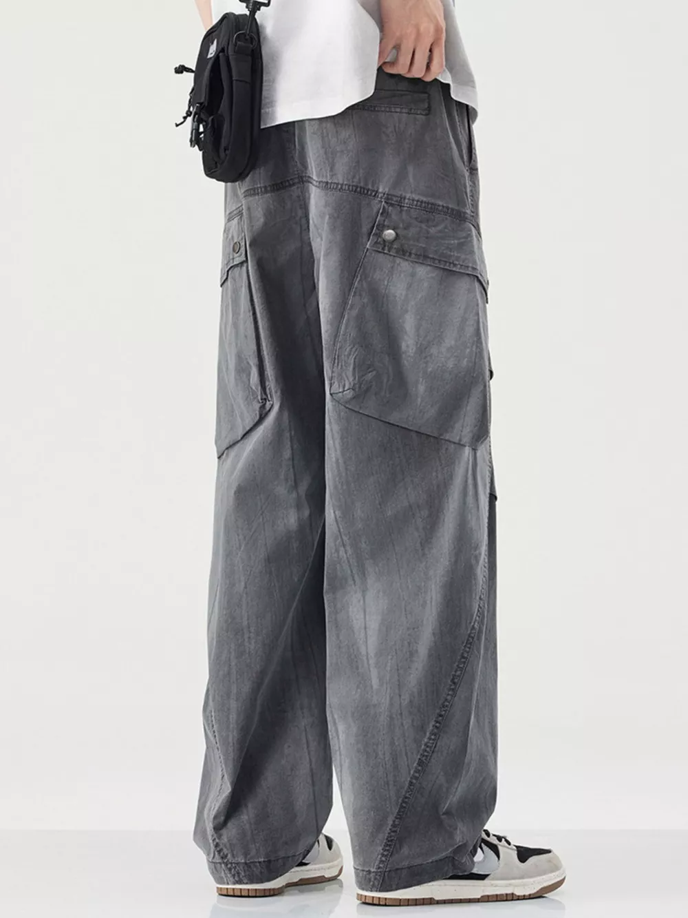 Men's Loose Fit Cargo Pants, image 4