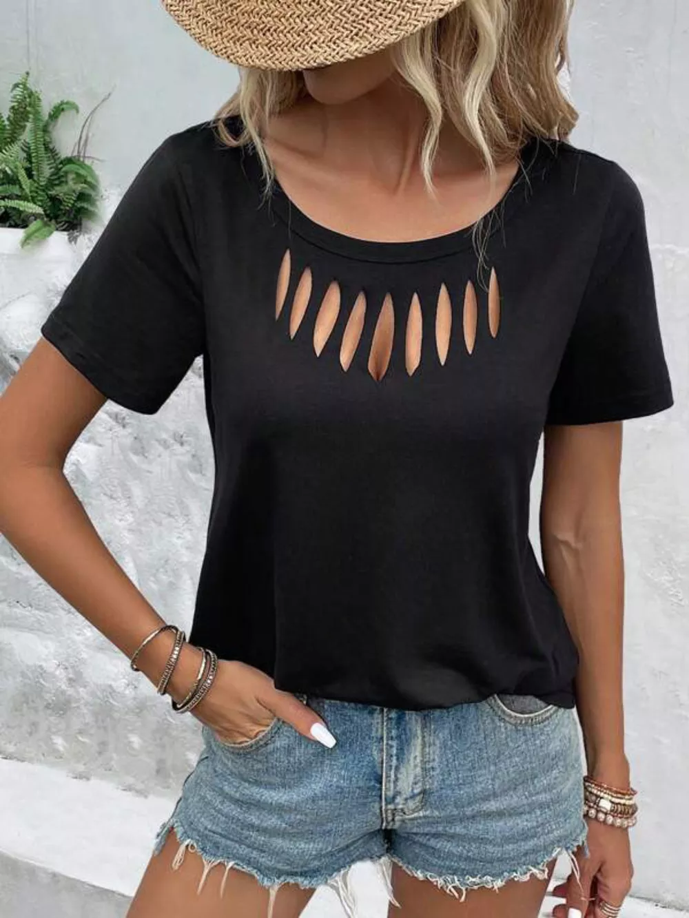 Cutout Detail Short Sleeve T-Shirt, image 3