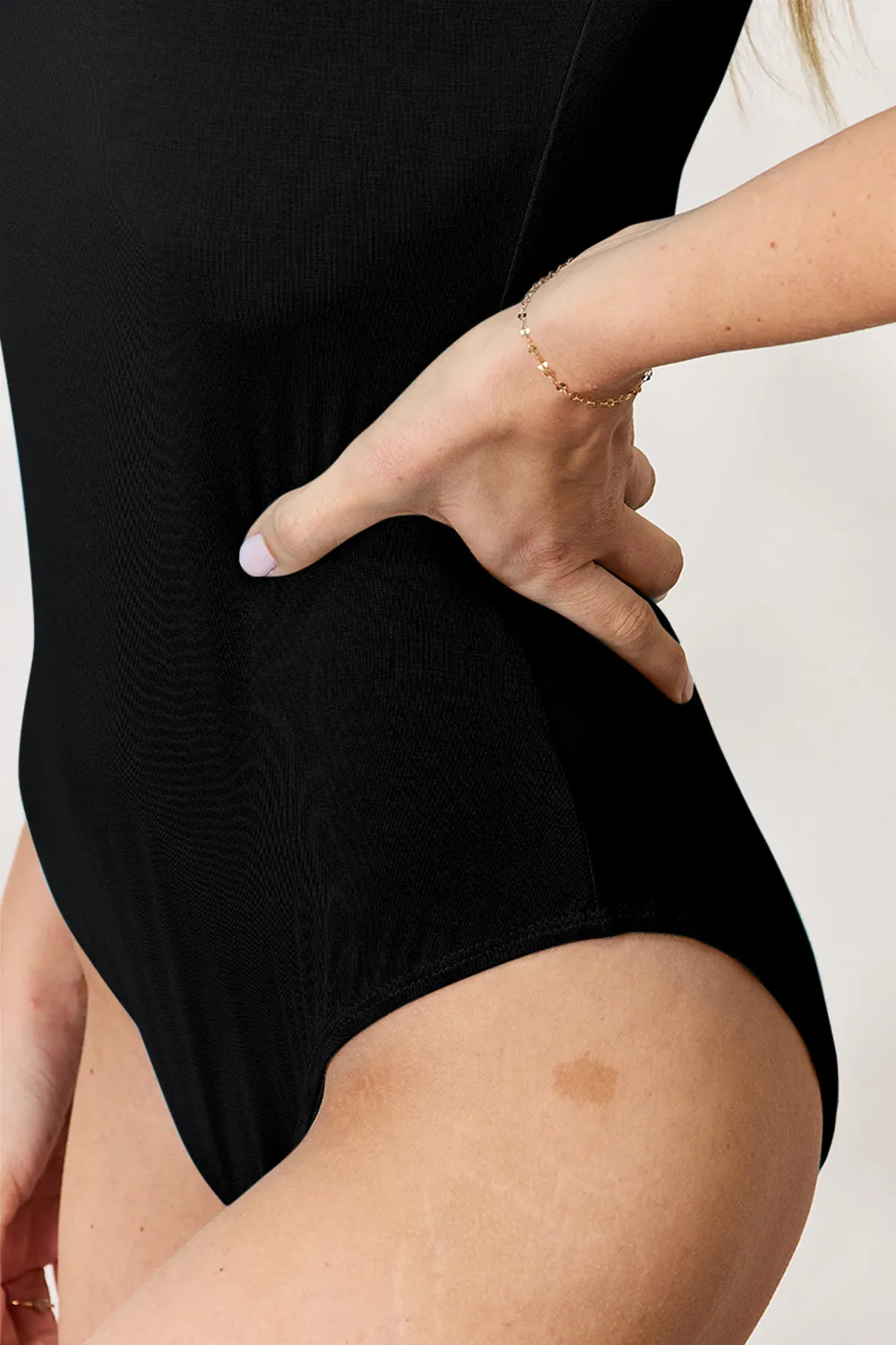 Full Size Round Neck Short Sleeve Bodysuit, image 31