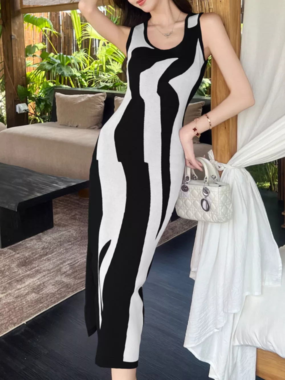 Contrast Sleeveless Bodycon Midi Dress, image 8