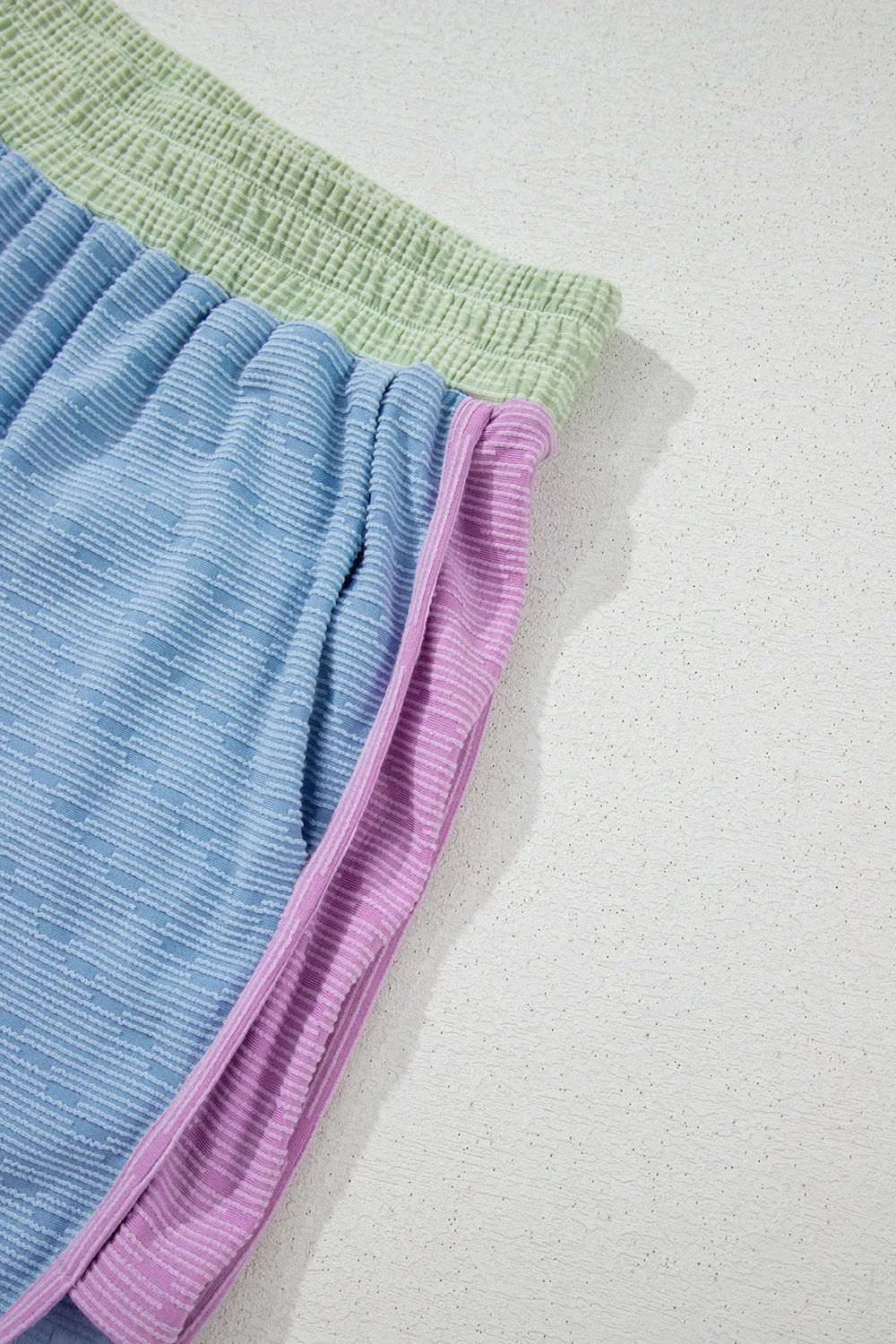 Contrast Round Neck Top and Shorts Set, image 12