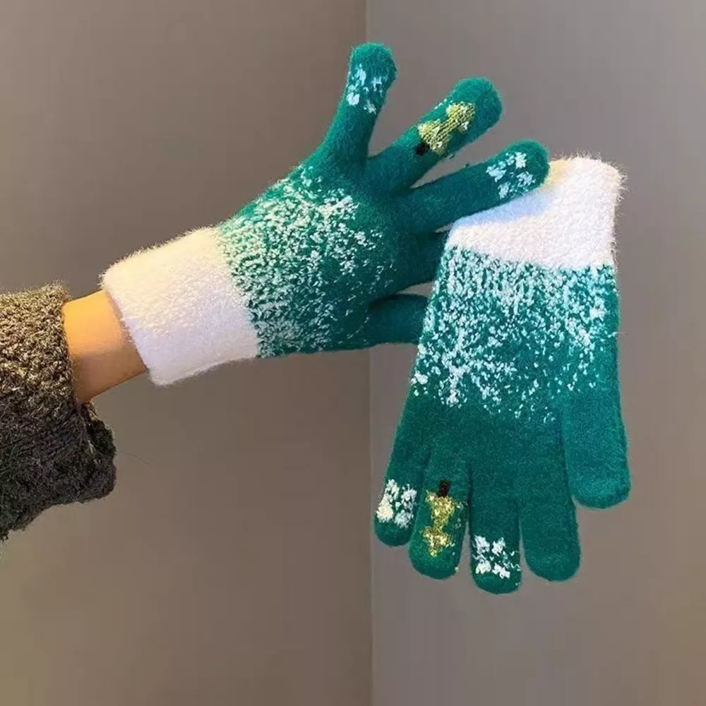 Knitted Snowflake Gloves, image 4