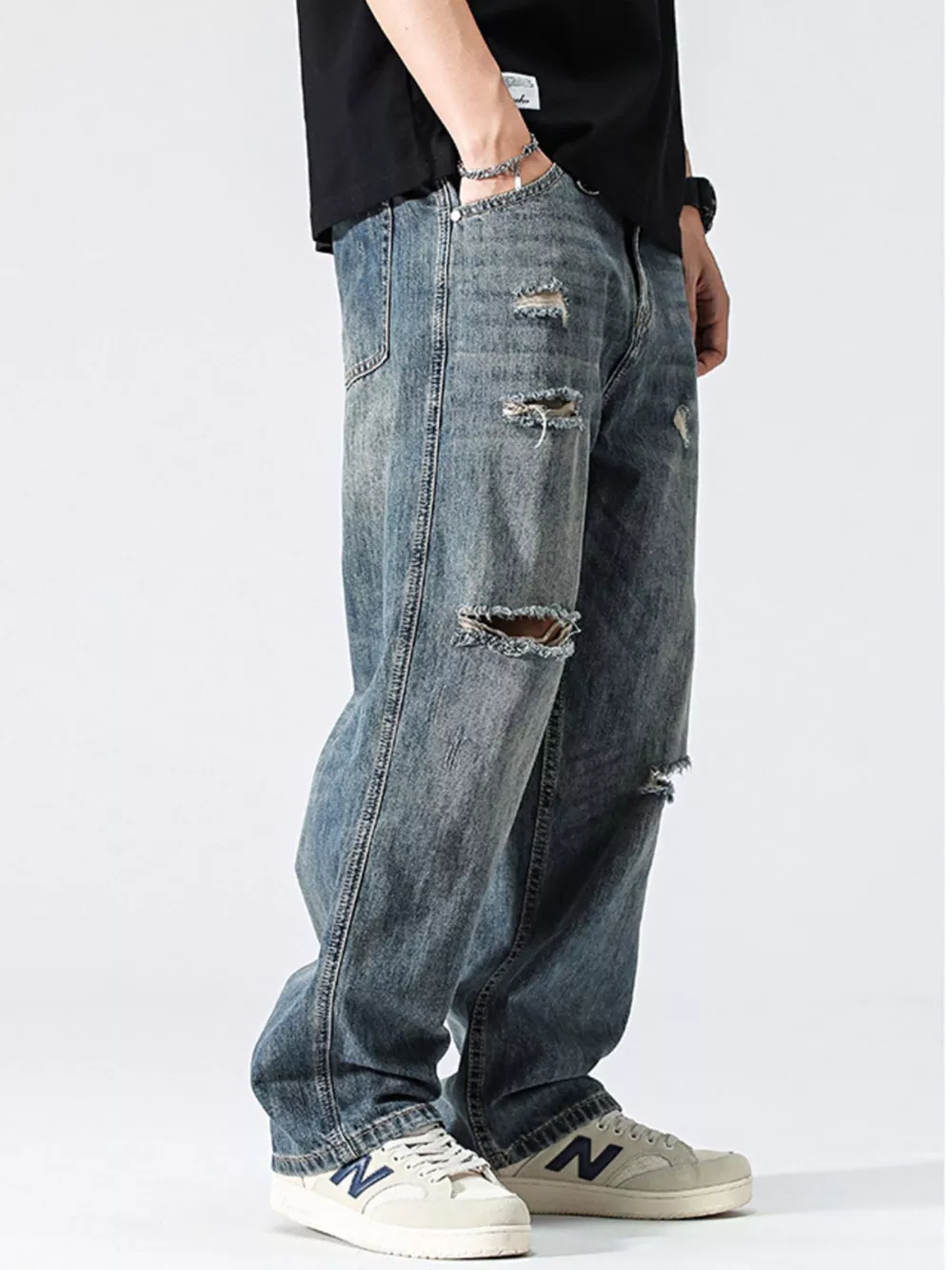 Men's Distressed Loose Fit Jeans, image 2