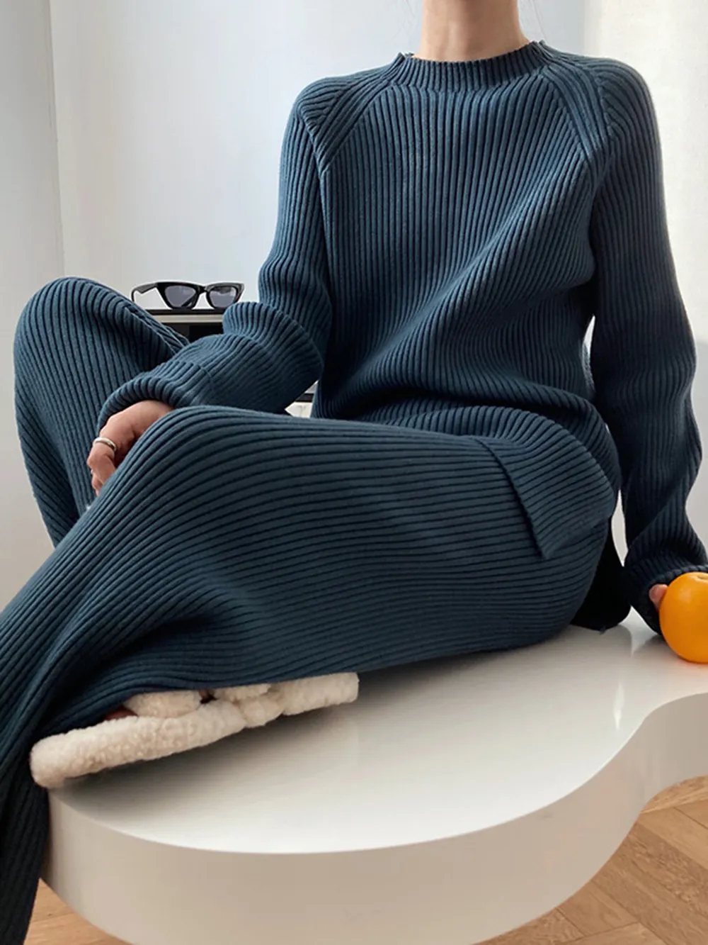 Mock Neck Raglan Sleeve Top and Pants Sweater Set, image 13