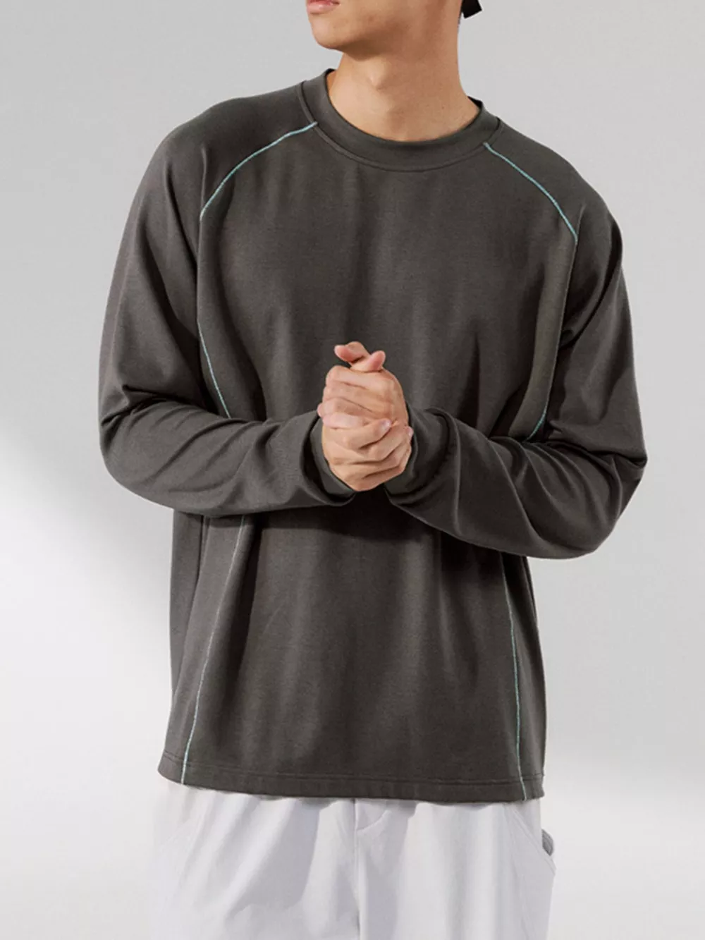 Men's Round Neck Raglan Sleeve T-Shirt