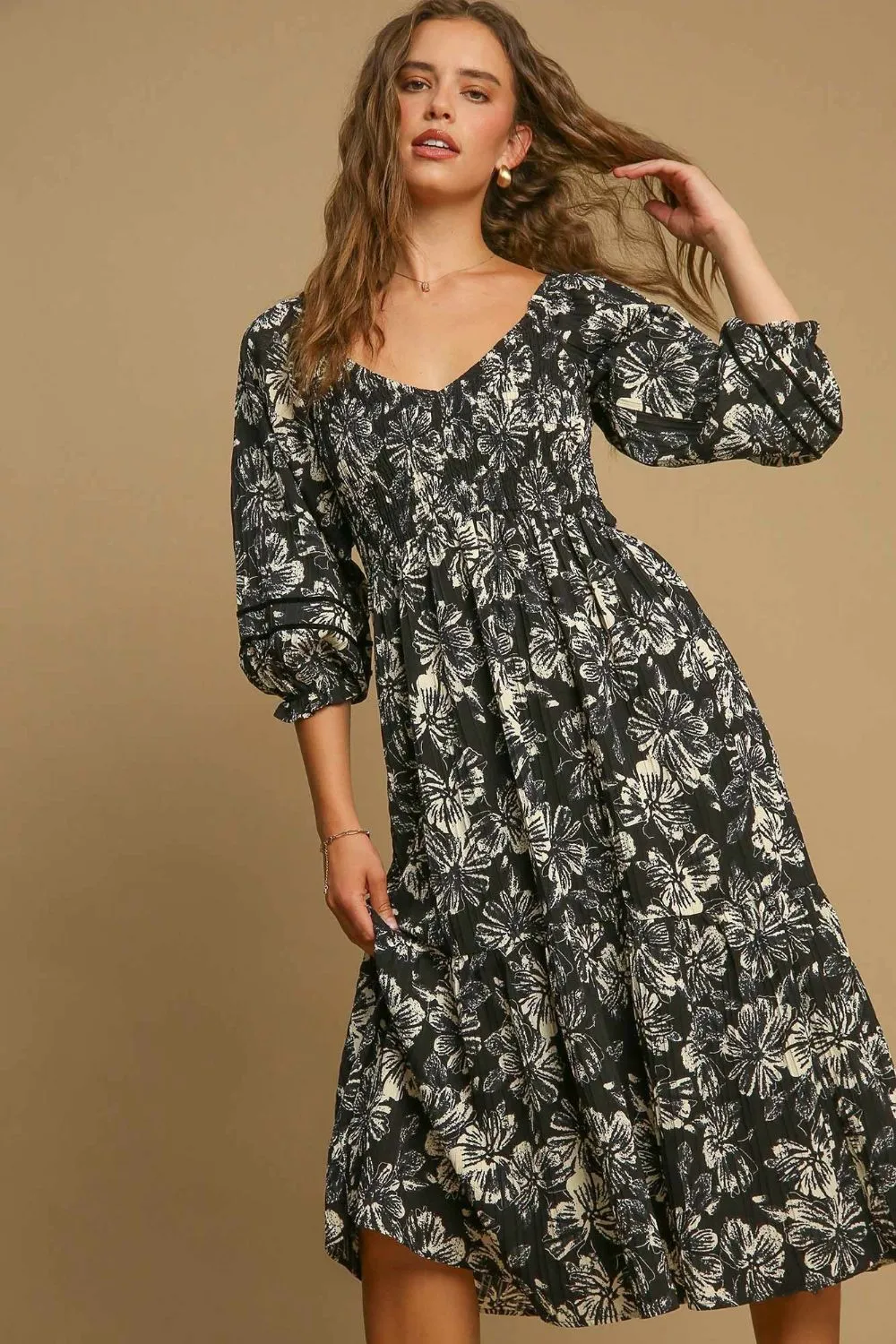 Ruffle Hem Flower Printed V-Neck Dress, image 3