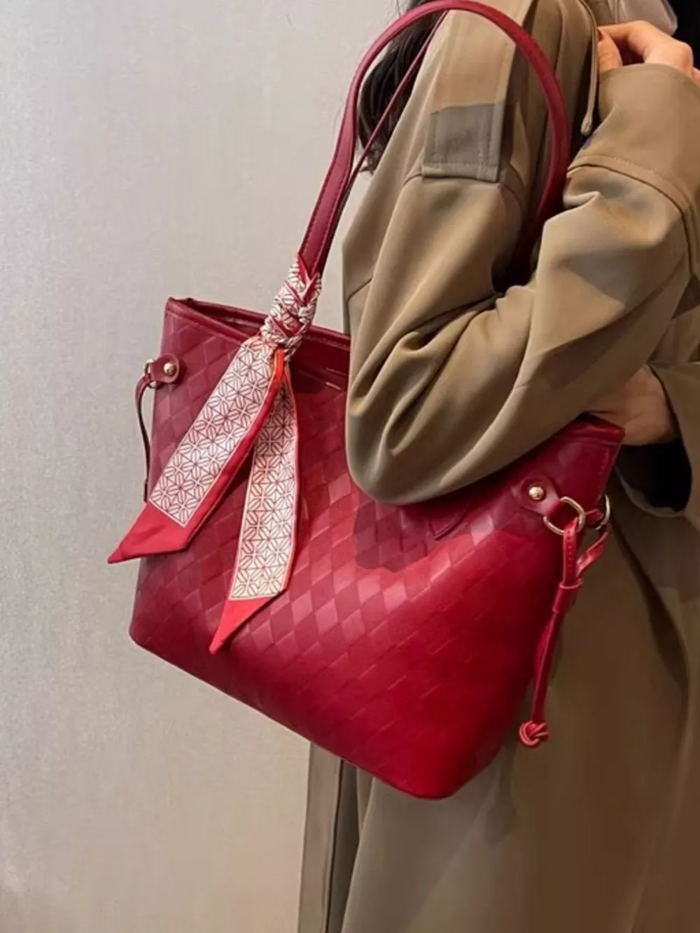 Diamond Pattern Tote Handbag, image 4
