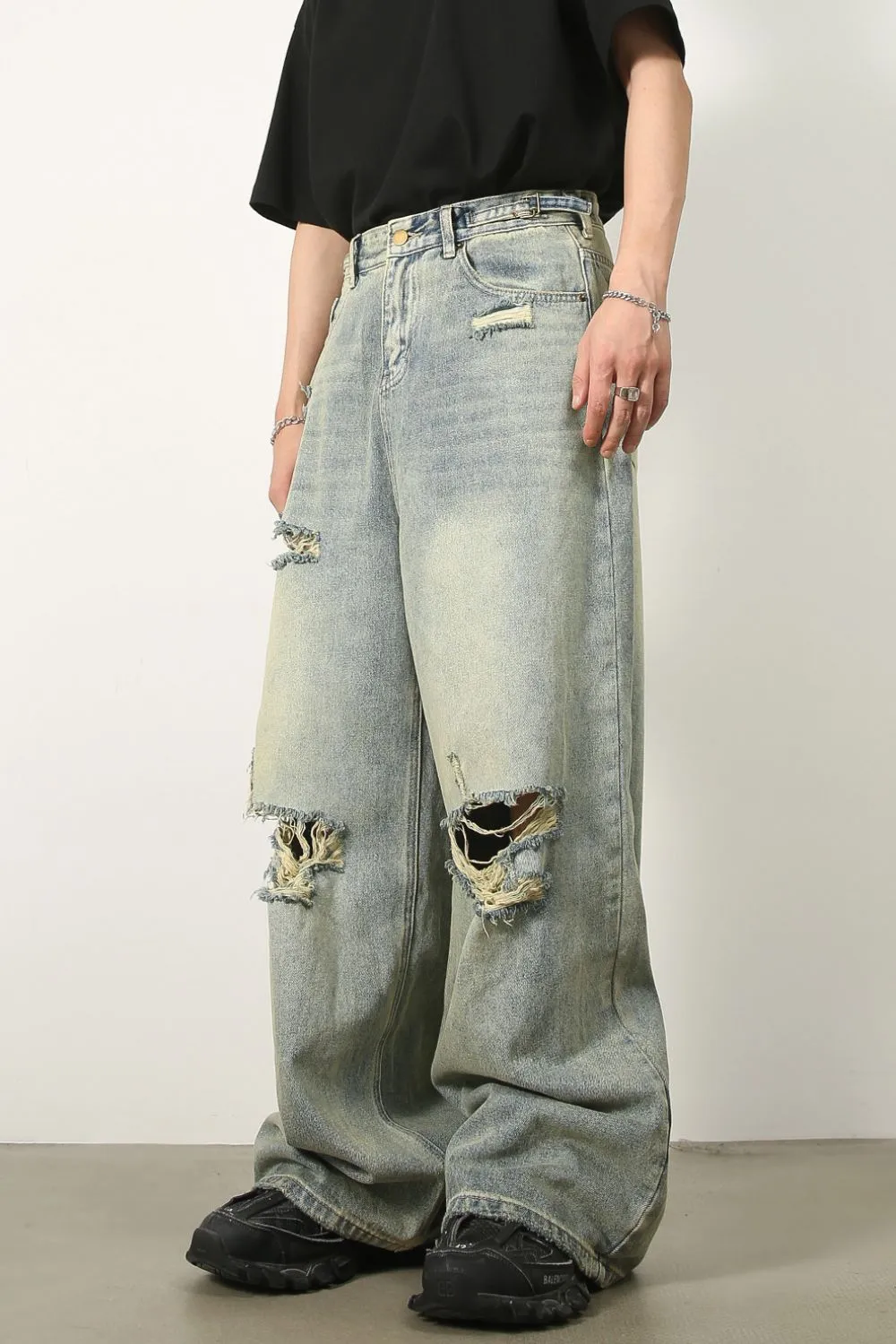 Men's Distressed Wide Leg Jeans, image 4