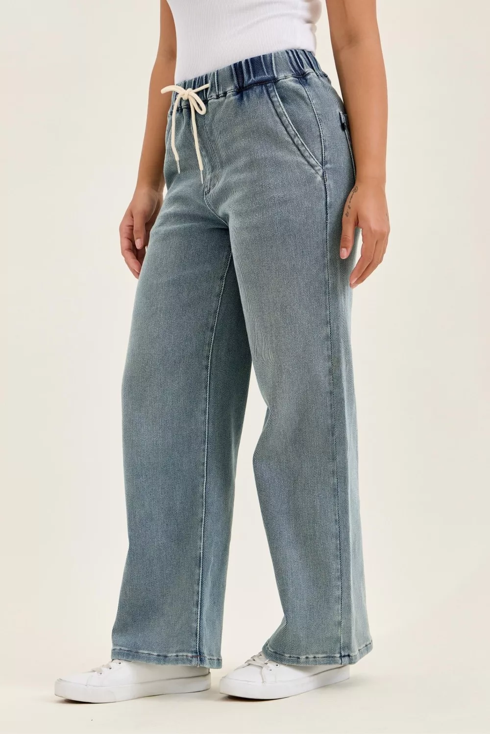 Hight Waist Wilhelmina Baggy Jeans with Md Aged Stone Blue Wash, image 3