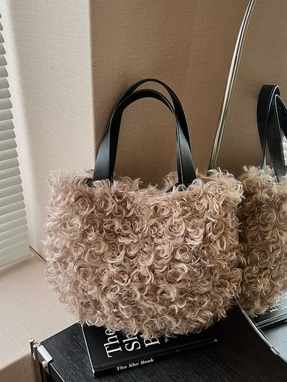 Lightweight Fluffy Handbag, image 4