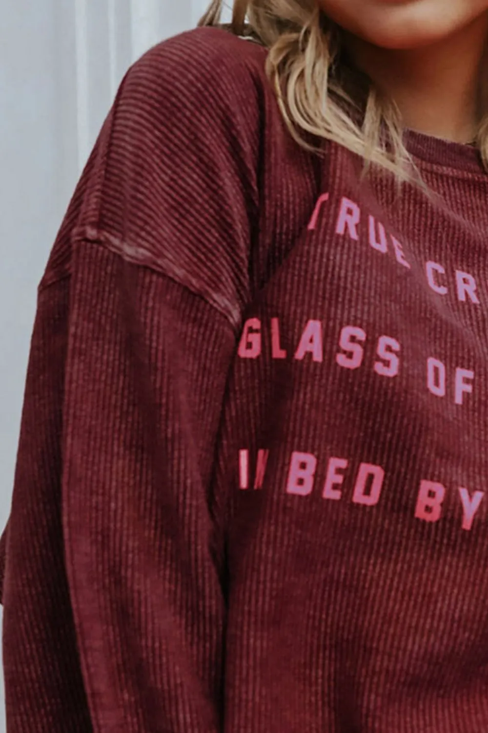 Round Neck Dropped Shoulder THANKFUL Graphic Sweatshirt, image 4