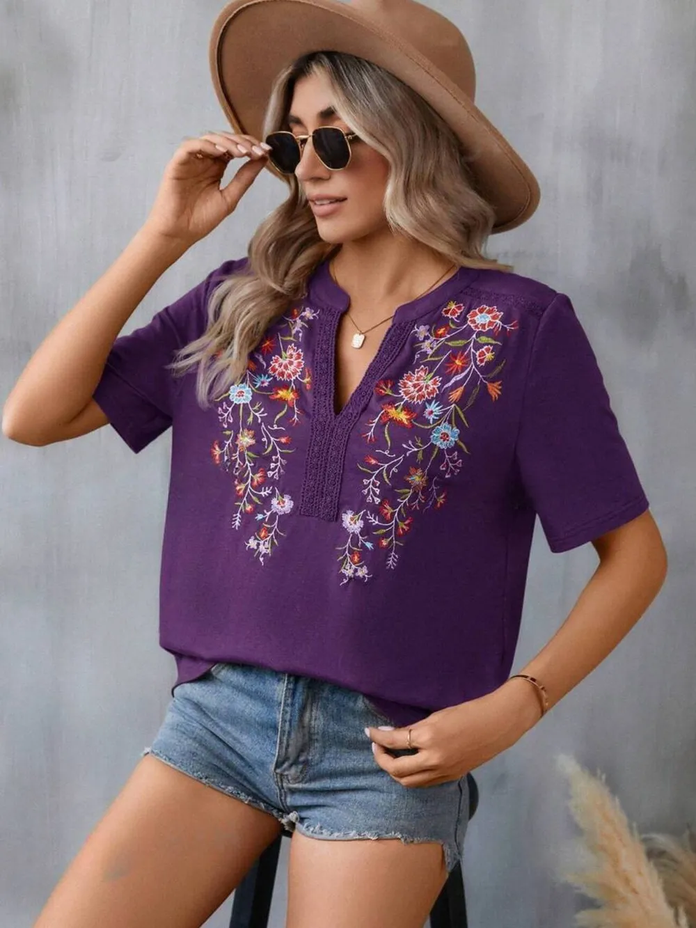 Embroidered Notched Short Sleeve T-Shirt, image 15
