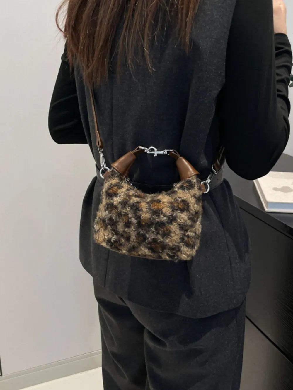 Fuzzy Polyester Mini Handbag with Zipper, image 14