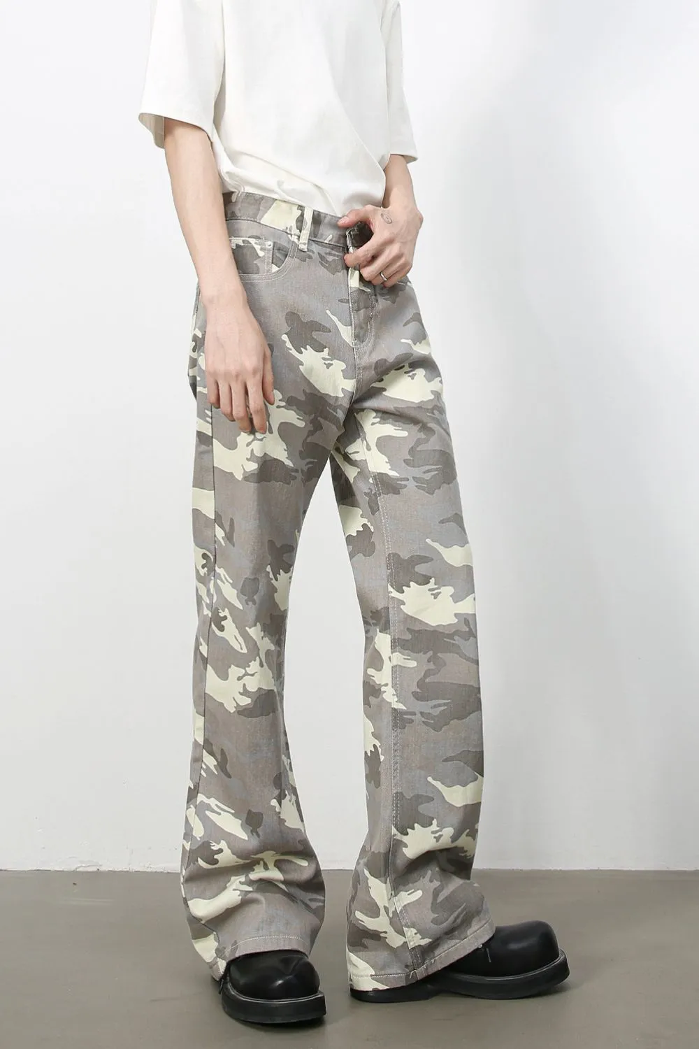 Men's Camouflage Jeans with Pockets, image 2