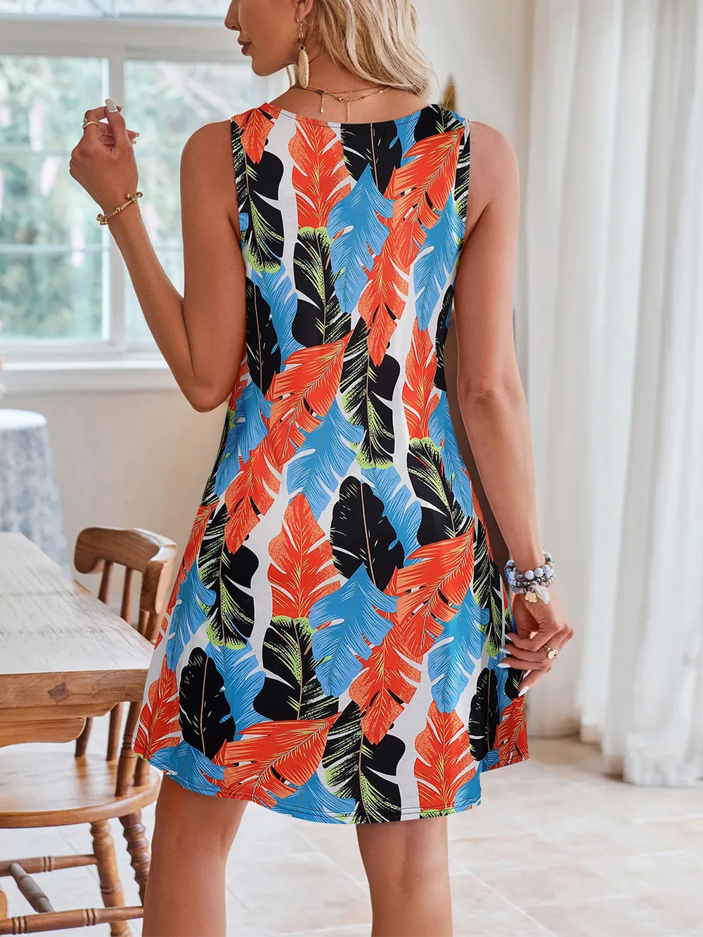 Lace Detail Printed V-Neck Sleeveless Dress, image 18