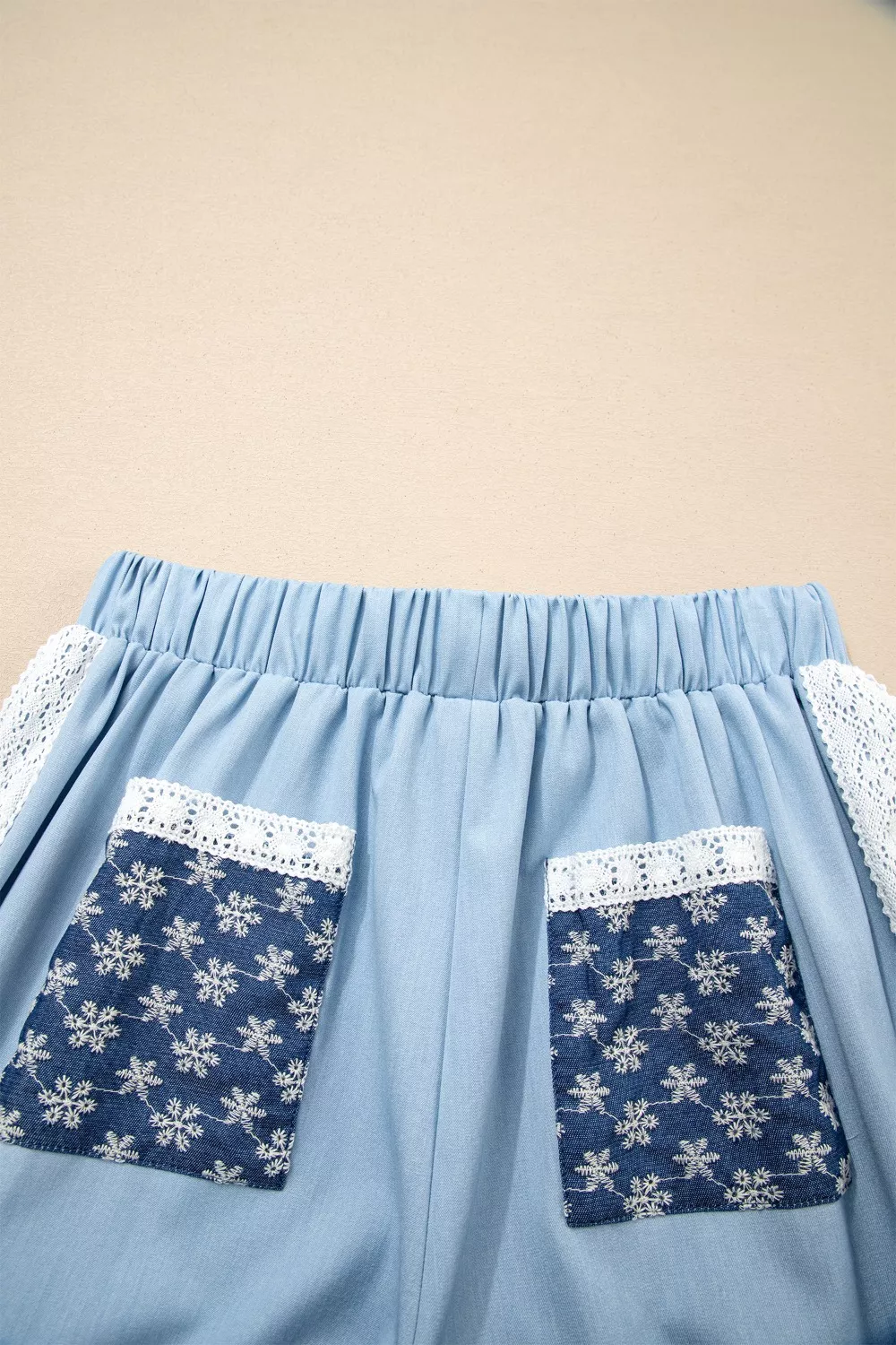 Lace Accent Floral Patched Pocket Pleated Wide Leg Slouchy Pants, image 6