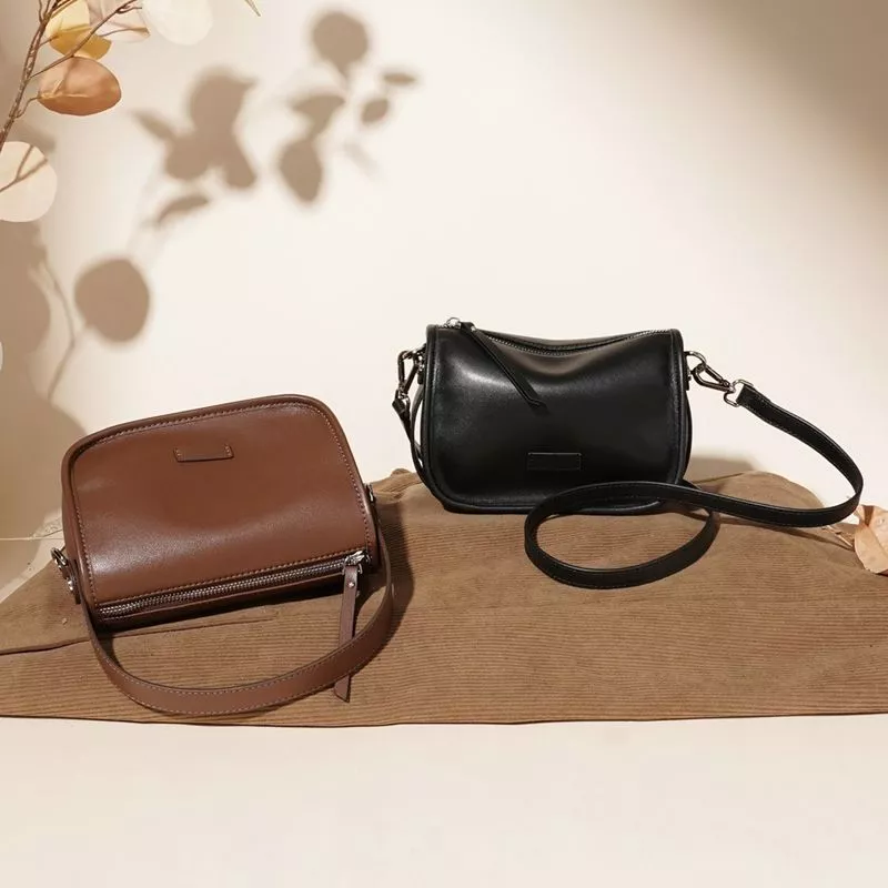 Adjustable Strap Leather Crossbody Bag, image 2
