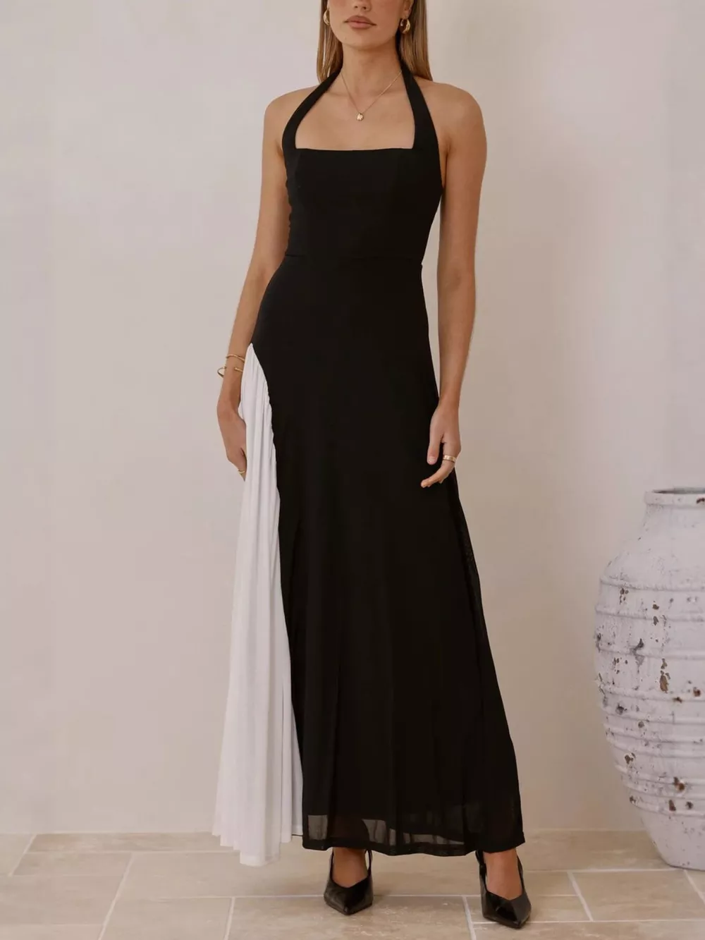 Contrast Halter Neck Maxi Dress