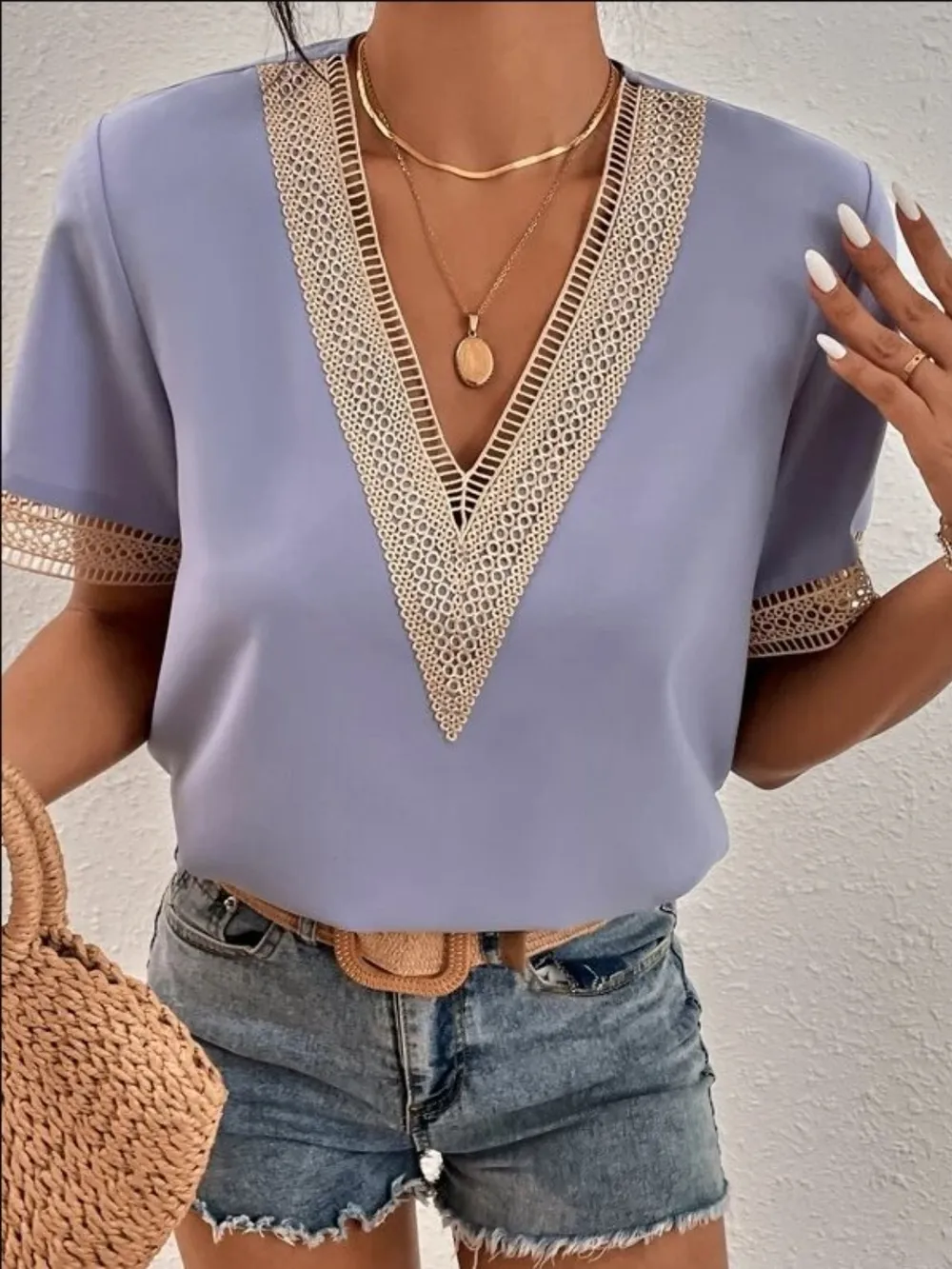 Full Size Contrast V-Neck Short Sleeve Blouse Plus Size, image 11