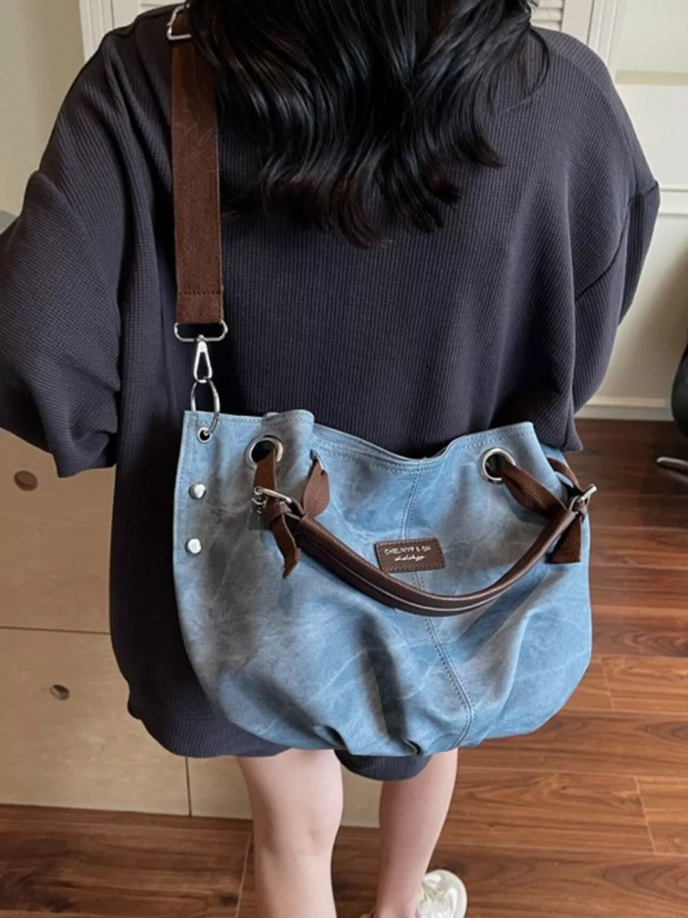 Vintage Adjustable Strap Crossbody Bag, image 6