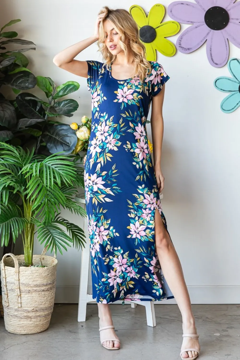 Full Size Floral Short Sleeve Slit Dress, image 4
