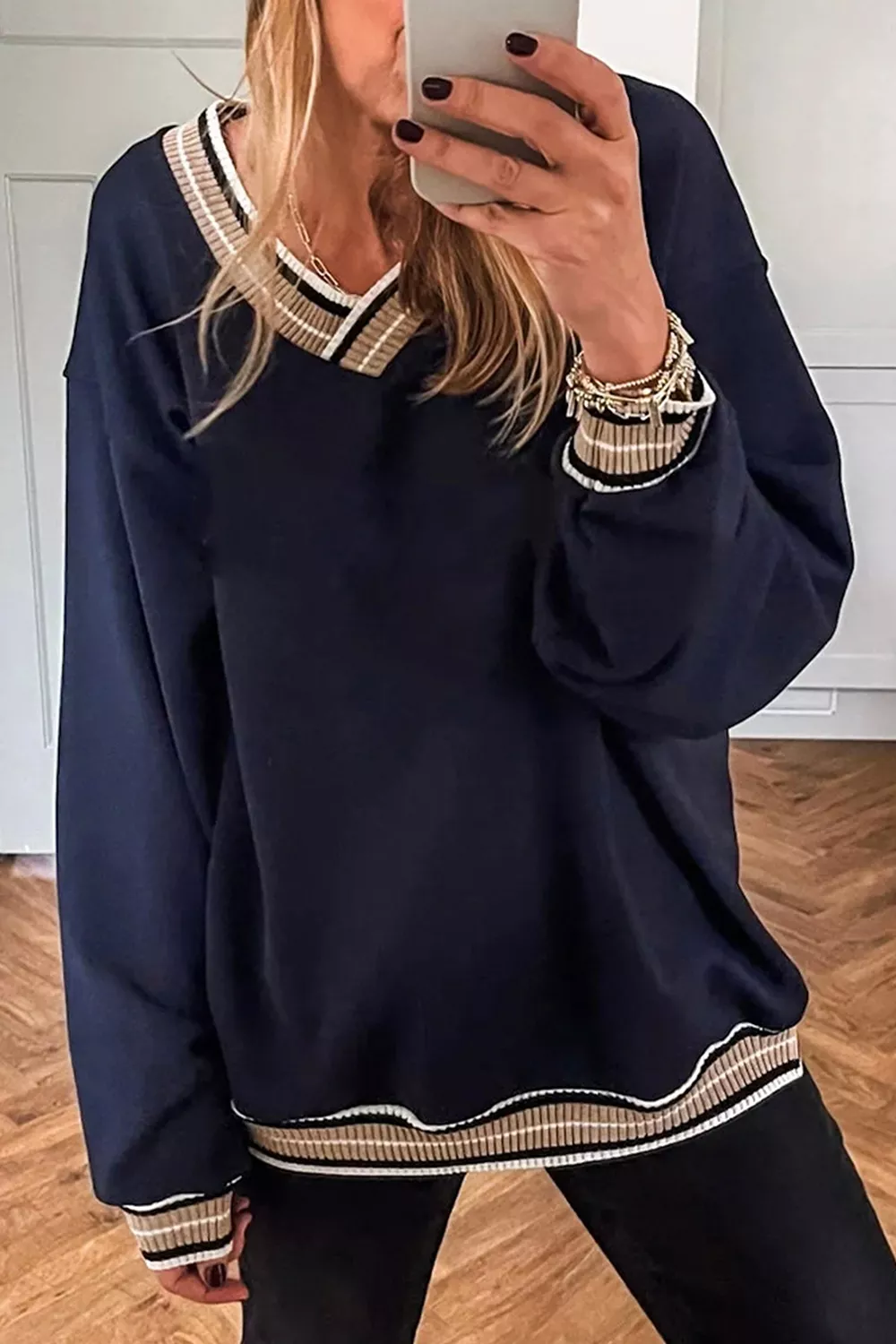 Contrast Striped Trim V Neck Sweatshirt, image 3