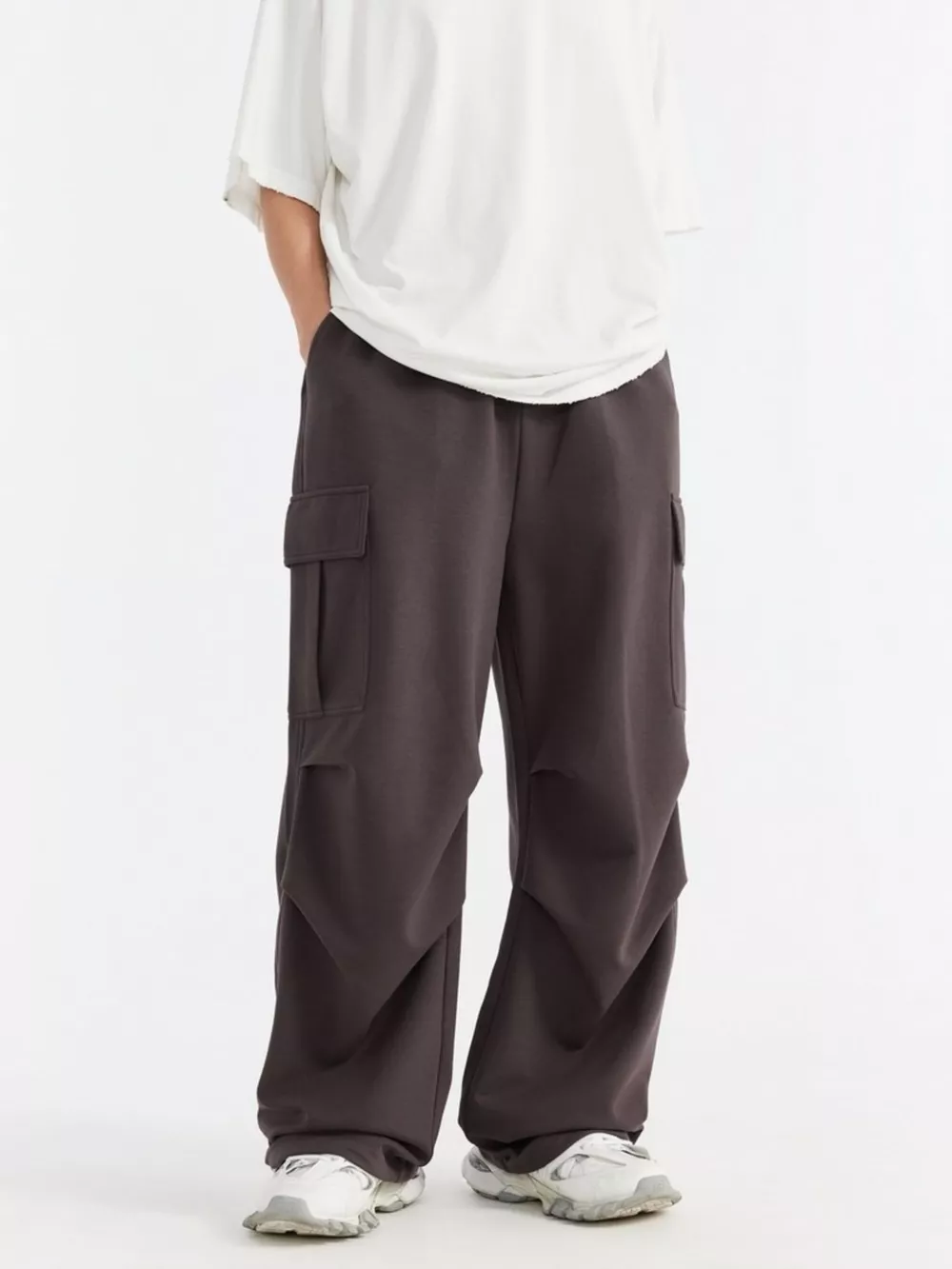 Men's Relaxed Fit Cargo Pants, image 2