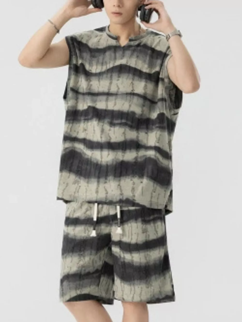 Men's Plus Size Striped Tank and Shorts Set, image 2