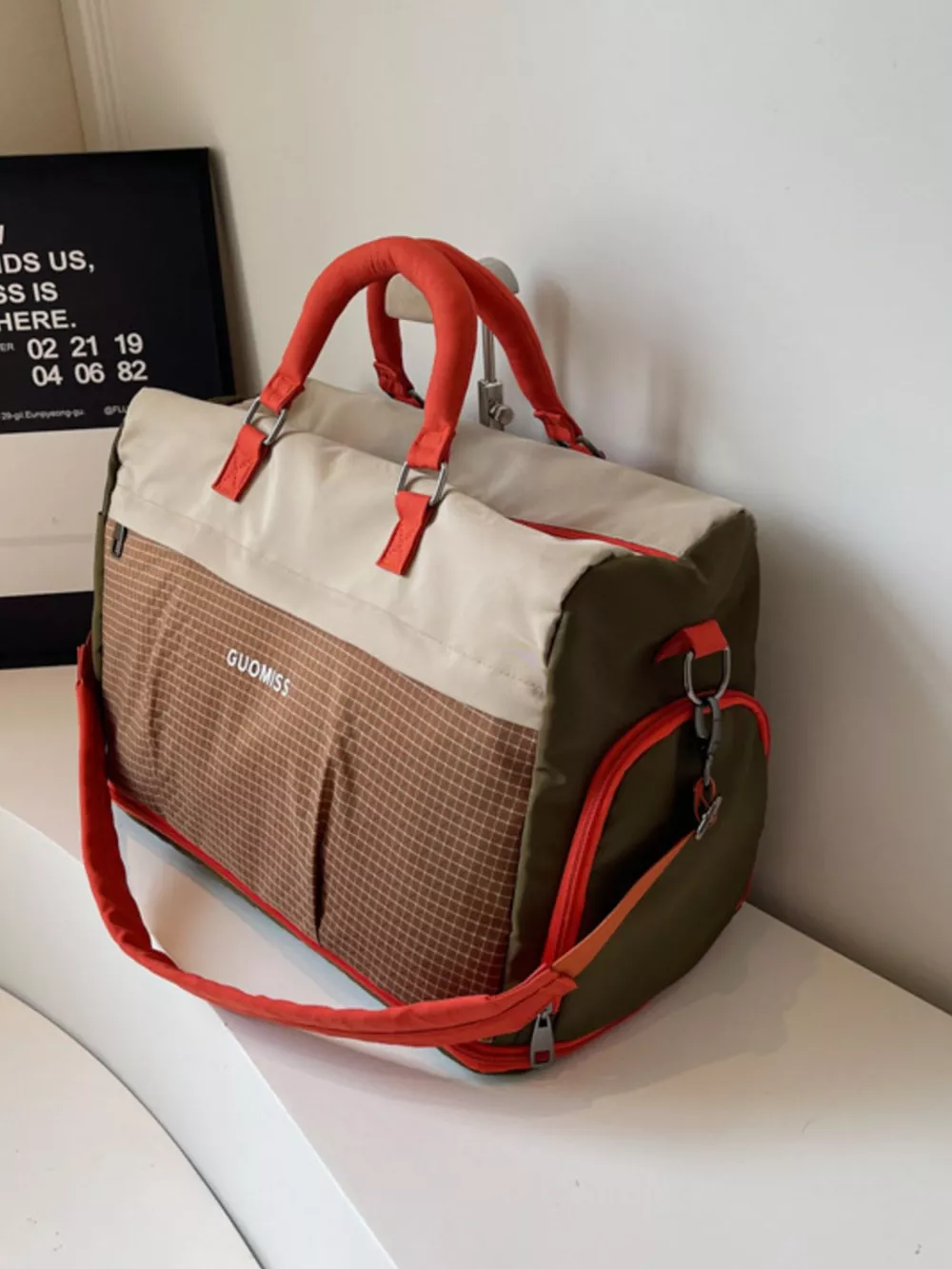 Plaid Travel Bag with Detachable Strap, image 3