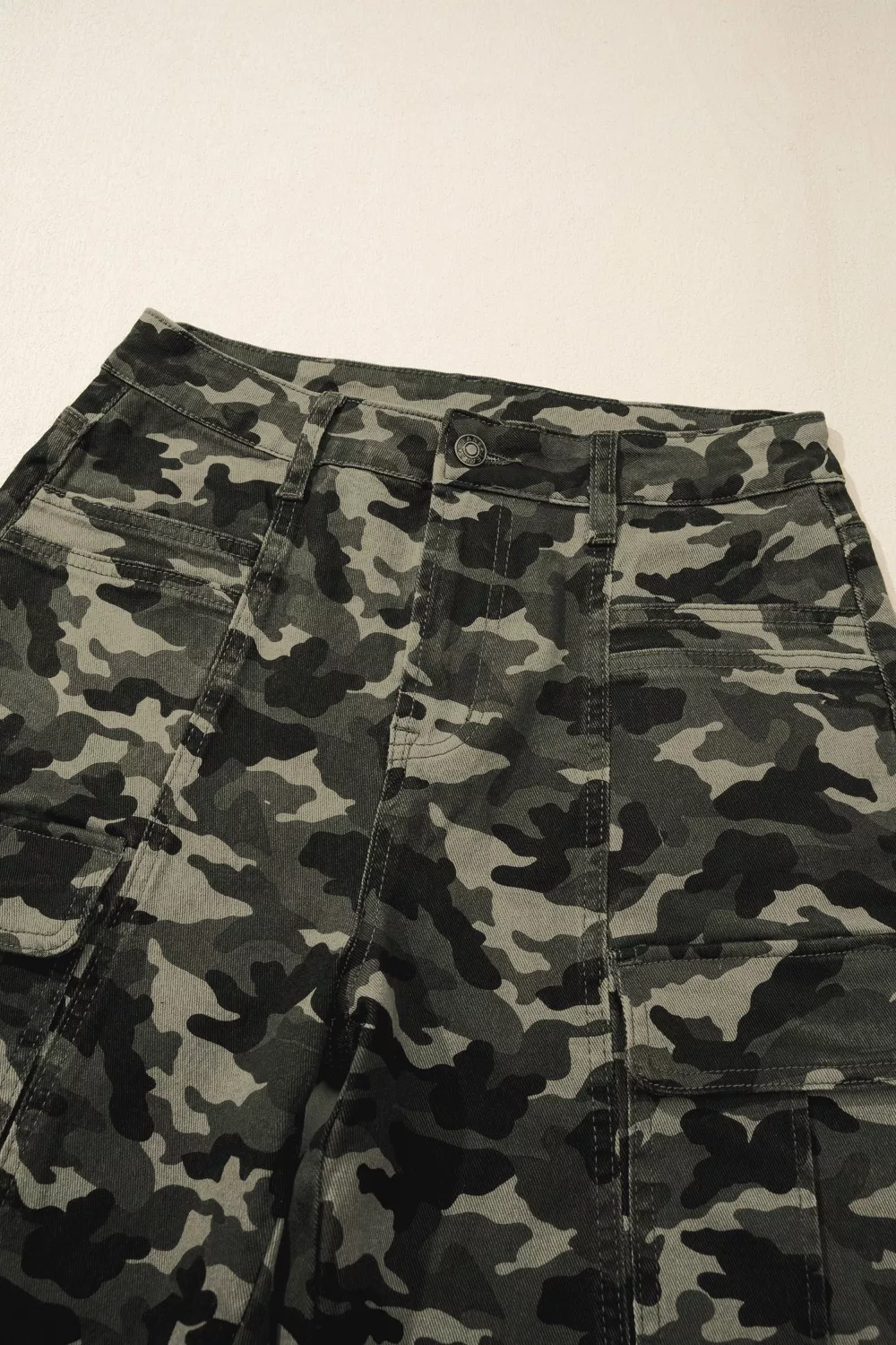 Camouflage Print Multi Pocketed Womens Denim Pants, image 12
