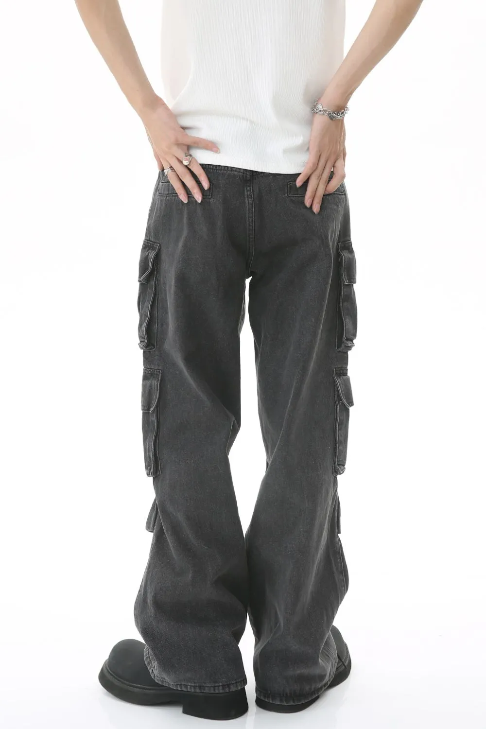 Men's Multi-Pocket Pleated Cargo Jeans, image 3