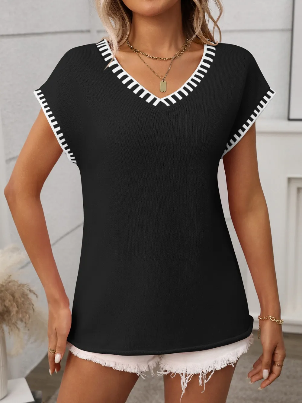 Contrast Trim V-Neck Short Sleeve Knit Top, image 18