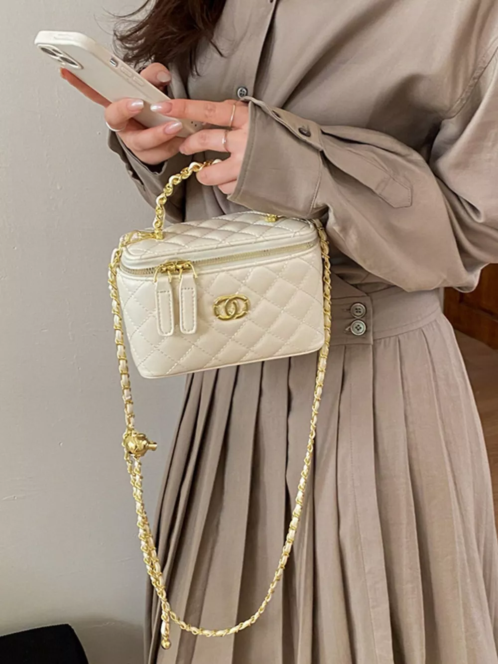 Quilted Leather Crossbody Bag, image 5