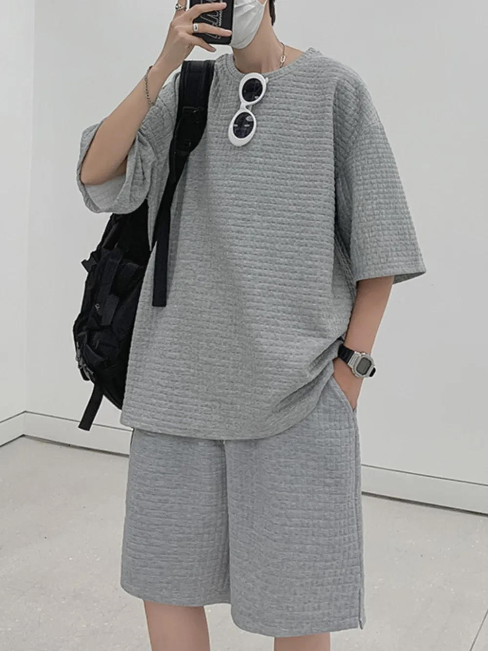 Men's Textured Short Sleeve T-Shirt and Shorts Set, image 5