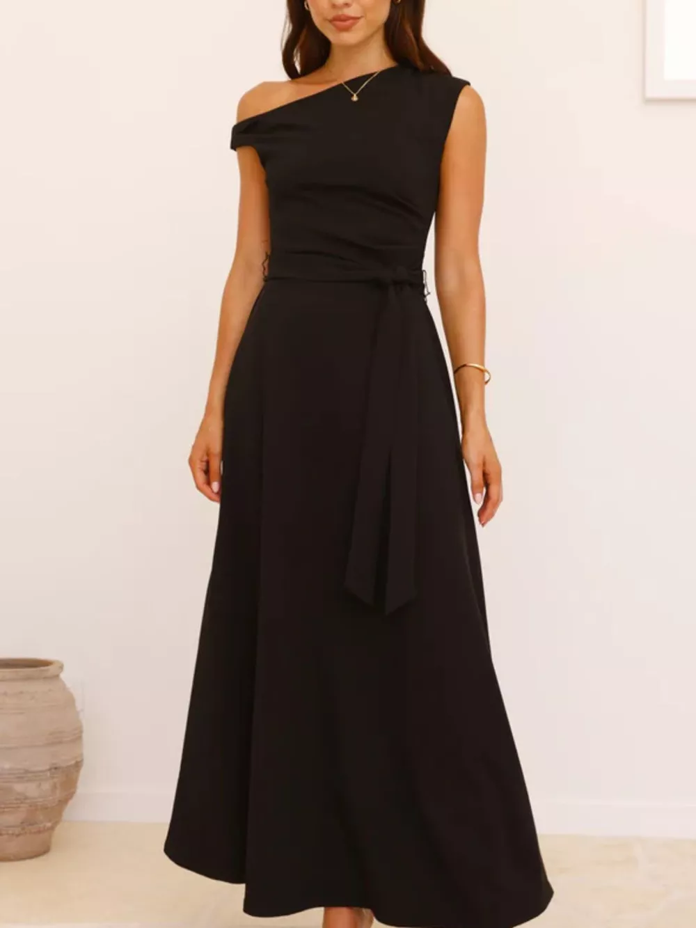 Single Shoulder Tie Waist Maxi Dress