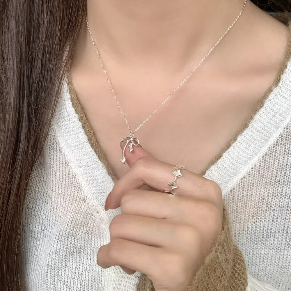 Bowknot Pendant Necklace, image 3