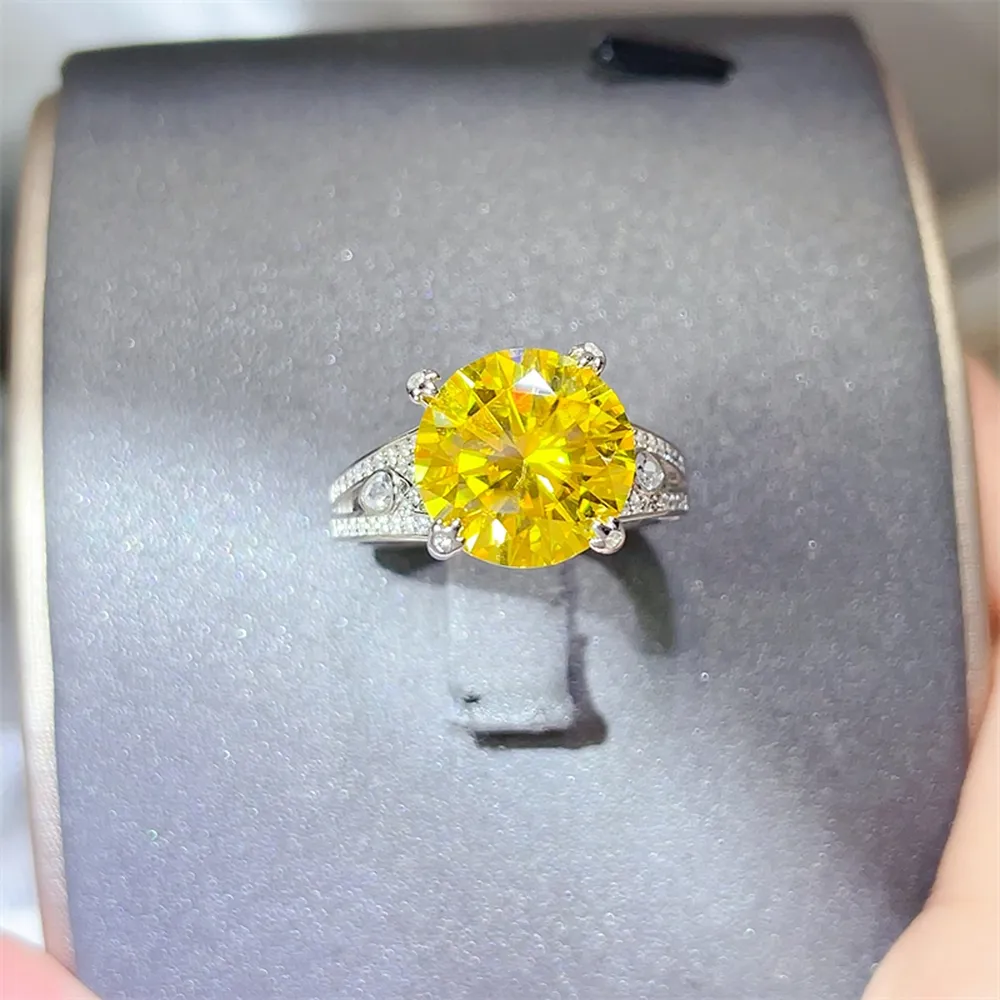 5 Carat Moissanite 925 Sterling Silver Ring, image 3
