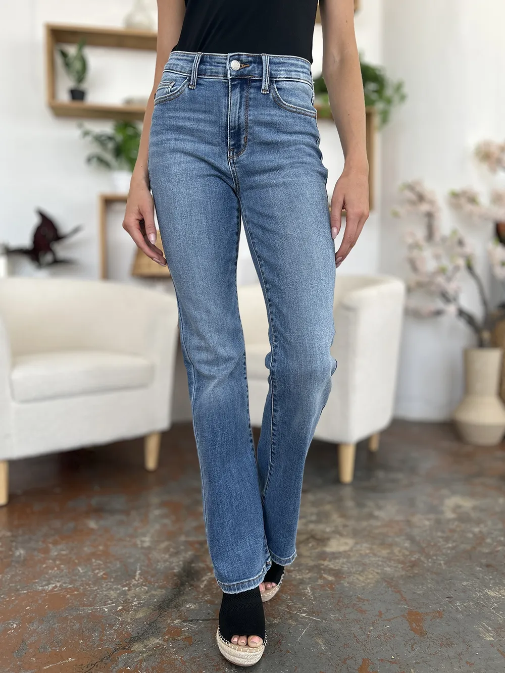 Full Size Mid-Rise Waist Straight Jeans, image 9